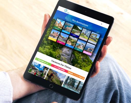 Site web réalisé par SoWeDo : Maxitours