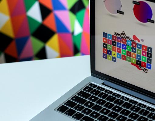 Les tendances émergentes en matière de Design Web : inspirations pour votre projet Explorez les nouvelles frontières du Design Web et donnez un souffle moderne à votre site web